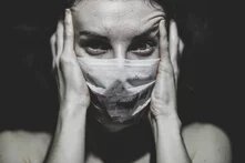 woman at the times of corona